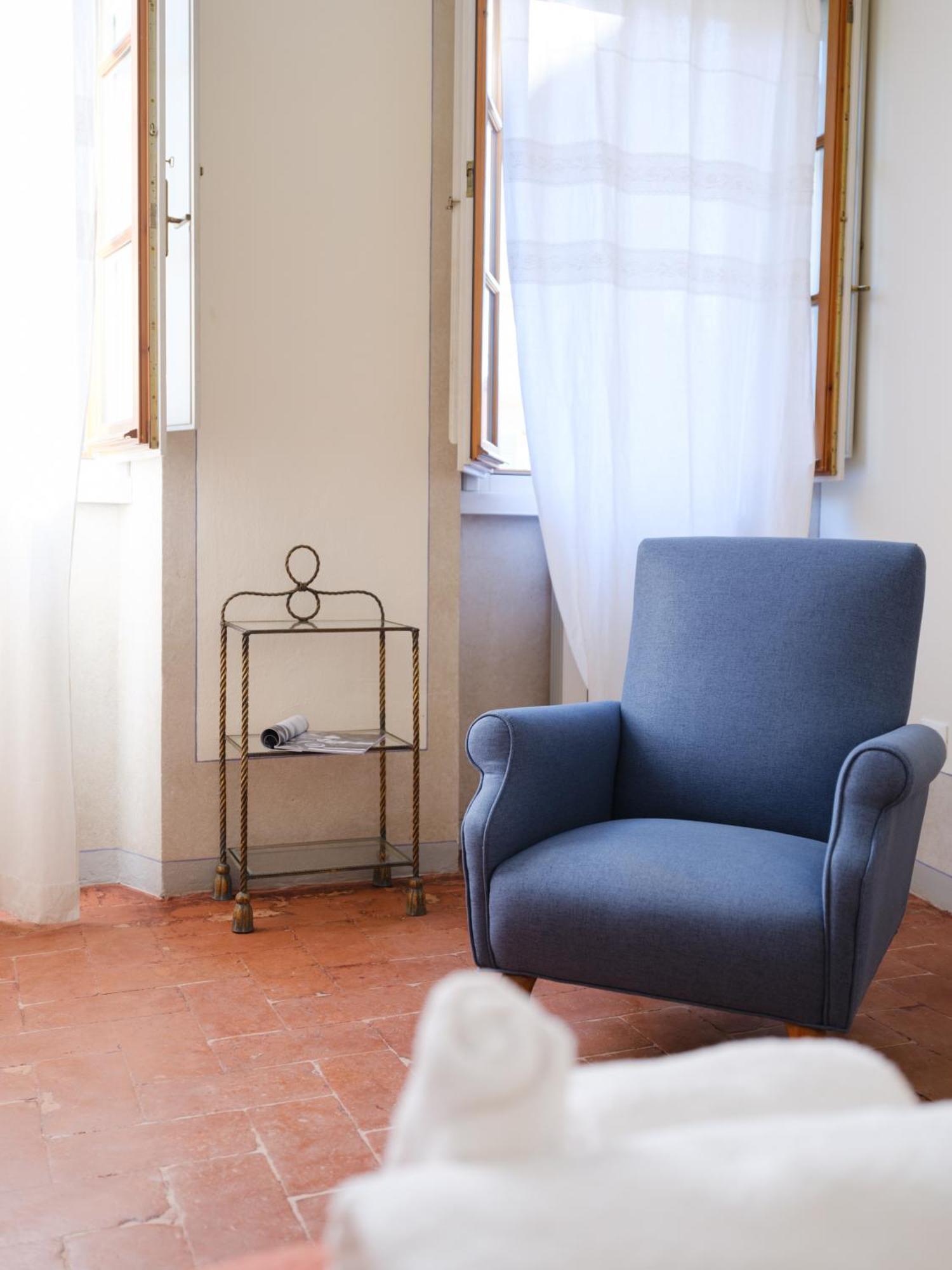 La Mezzina - Unique Design And Crafted Lifestyle Florencia